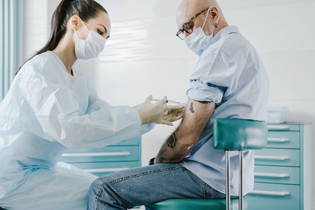 Фото: SHVETS production: https://www.pexels.com/ru-ru/photo/8413291/